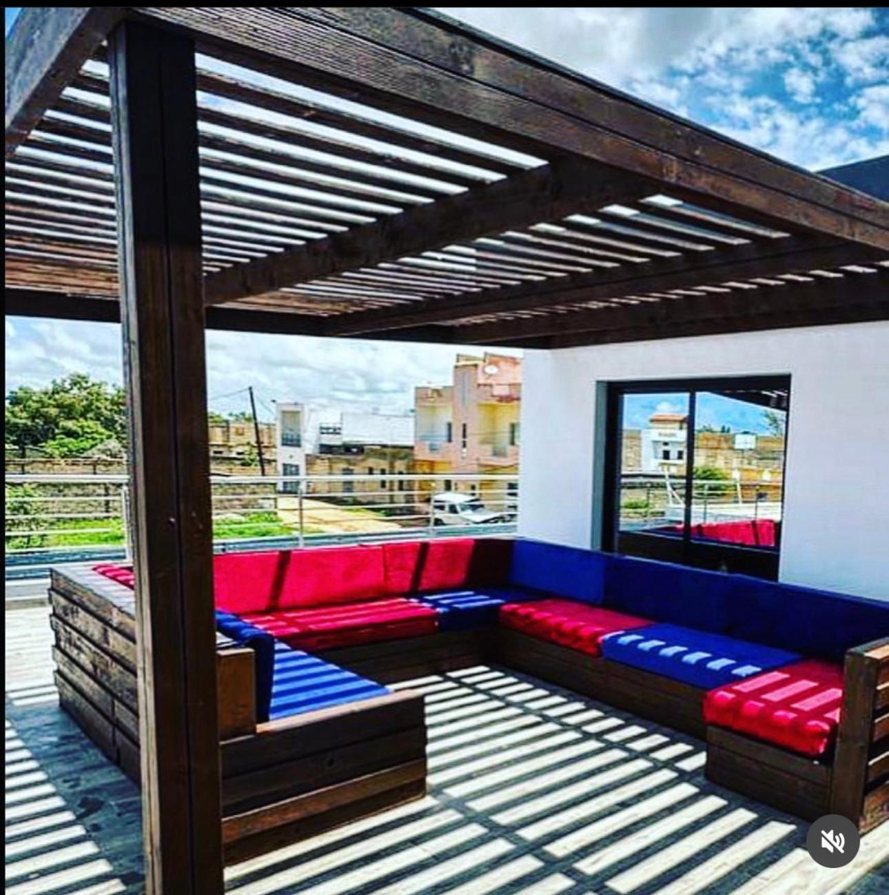 Chezbabo Wellness Hotel Ngaparou エクステリア 写真